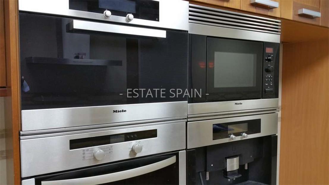 Таунхаус в Новельде 600 м2 №TAU185157986  - Продажа - 35 large