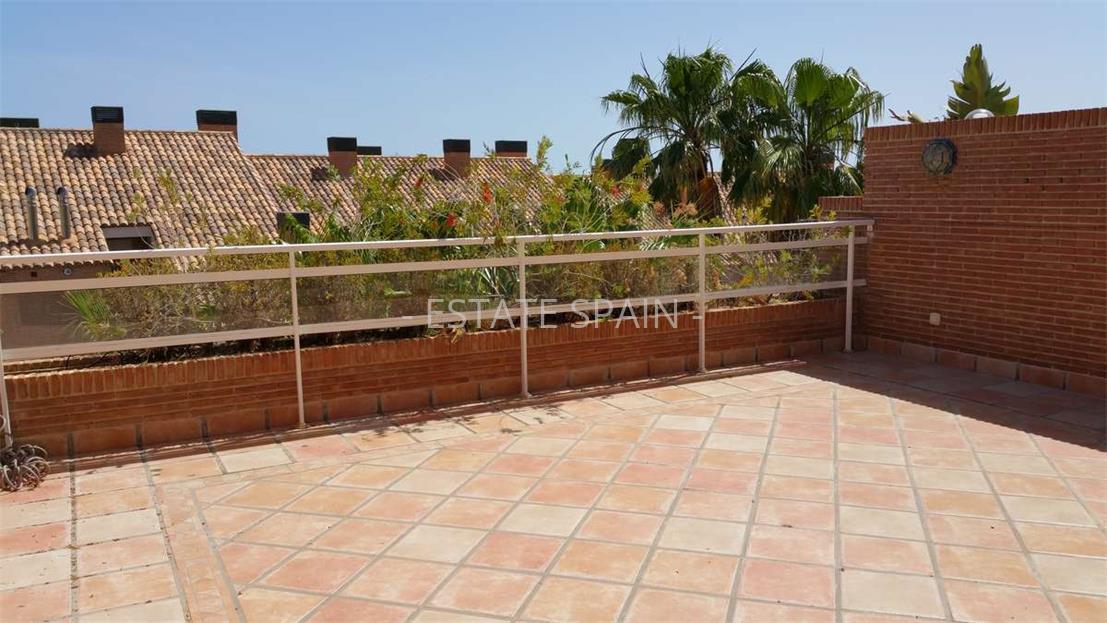 Таунхаус в Новельде 600 м2 №TAU185157986  - Продажа - 36 large