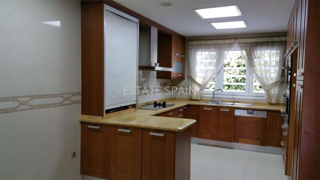 Таунхаус в Новельде 600 м2 №TAU185157986  - Продажа - 38 large