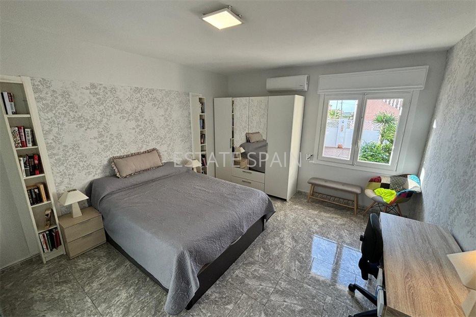 Вилла в Сьюдад-Кесада 232 м2 №VL2410186805  - Продажа - 12 large