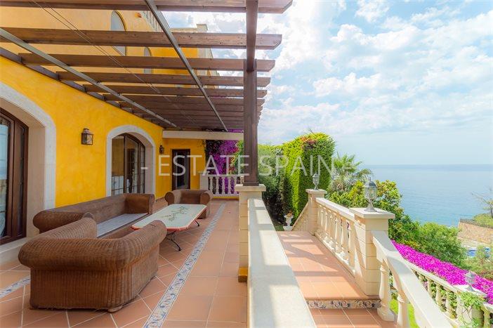 Особняк в Ллорет-де-Маре 402 м2 №VL23620F2F3E  - Продажа - 38 preview