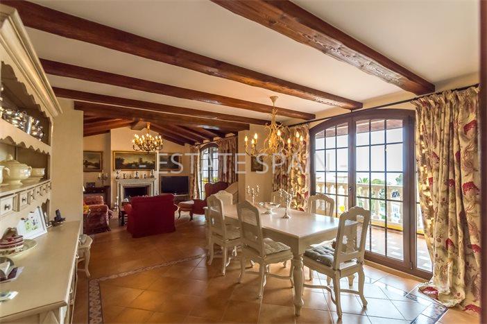 Особняк в Ллорет-де-Маре 402 м2 №VL23620F2F3E  - Продажа - 2 preview