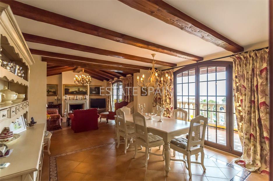 Особняк в Ллорет-де-Маре 402 м2 №VL23620F2F3E  - Продажа - 2 large