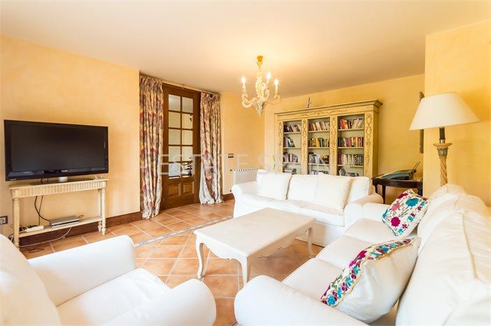 Особняк в Ллорет-де-Маре 402 м2 №VL23620F2F3E  - Продажа - 41 preview