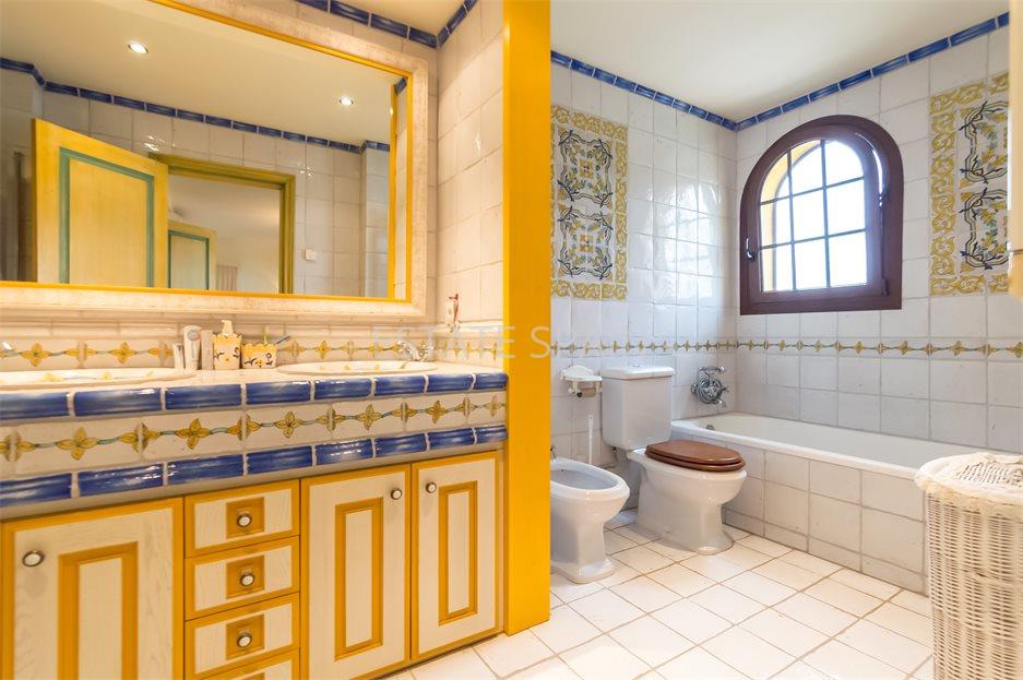 Особняк в Ллорет-де-Маре 402 м2 №VL23620F2F3E  - Продажа - 24 large