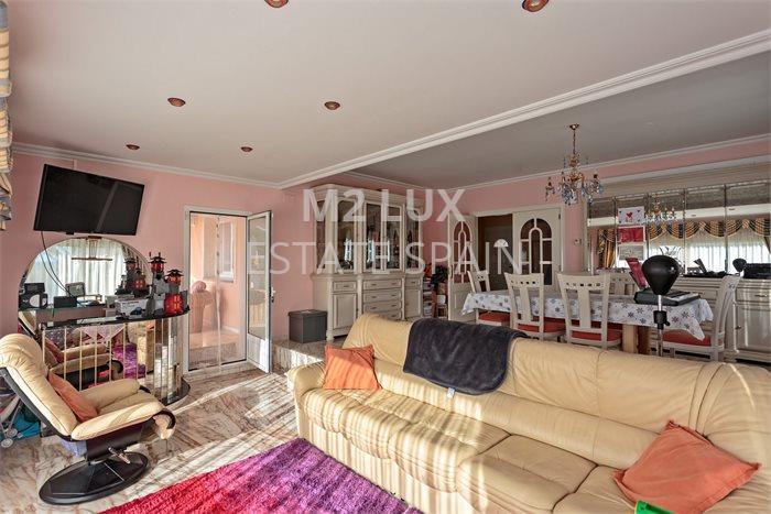 Вилла в Сан-Фелиу-де-Гишольс 313 м2 №VL21226F75AE  - Продажа - 9 preview