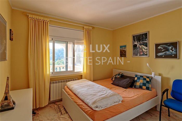 Вилла в Сан-Фелиу-де-Гишольс 313 м2 №VL21226F75AE  - Продажа - 21 preview