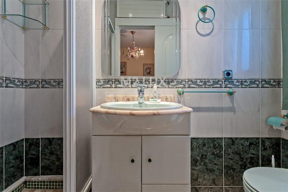 Вилла в Сан-Фелиу-де-Гишольс 313 м2 №VL21226F75AE  - Продажа - 20 large