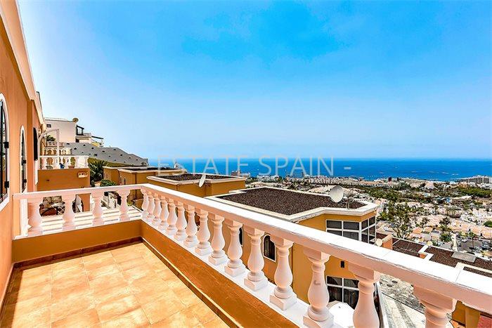 Вилла в Коста-Адехе 185 м2 №VL23439324A  - Продажа - 1 preview