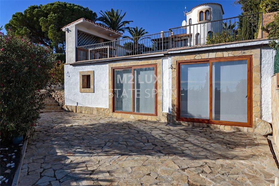 Дом в Кастель-Пладжа-де-Аро 219 м2 №VL231111C7BAF  - Продажа - 12 large