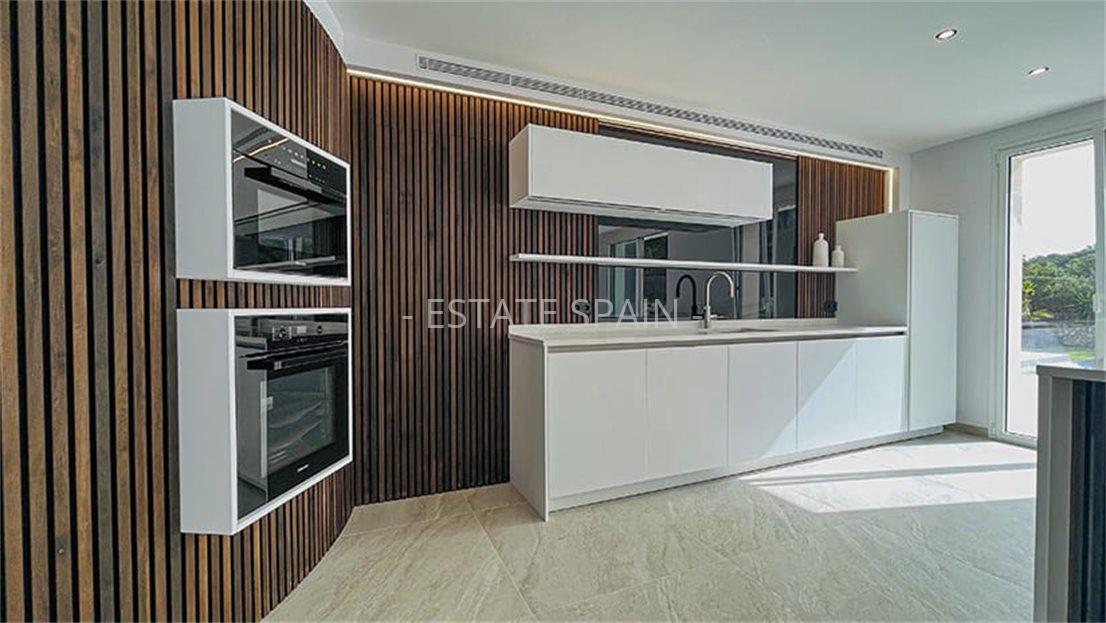 Вилла в Кальвия 263 м2 №VL25122F66B9  - Продажа - 27 large