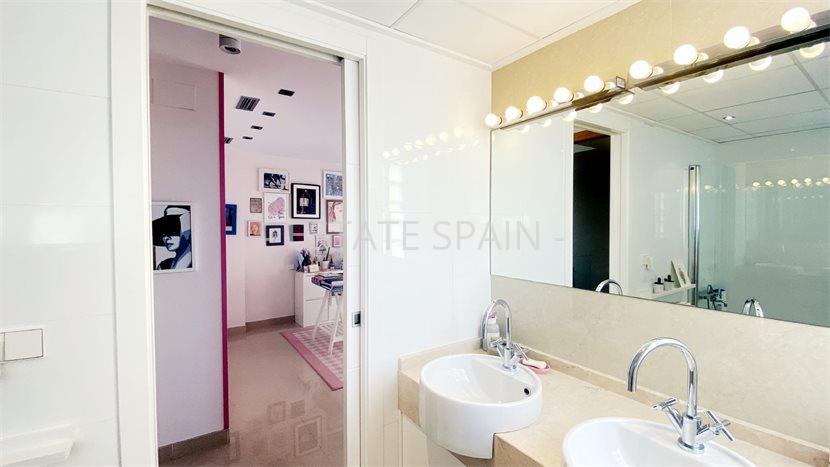 Шале в Эль-Кампельо 417 м2 №BL211197773F  - Продажа - 33 preview