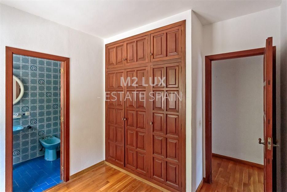 Вилла в Калонже 413 м2 №VL21714258C4  - Продажа - 42 large