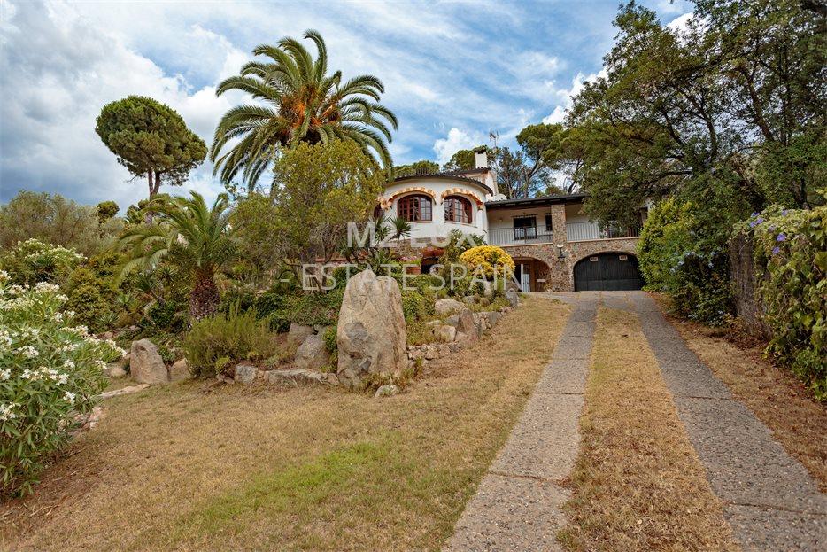 Вилла в Калонже 413 м2 №VL21714258C4  - Продажа - 2 large