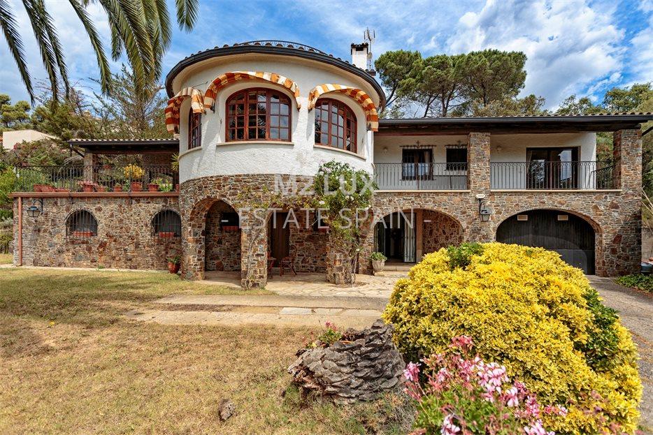 Вилла в Калонже 413 м2 №VL21714258C4  - Продажа - 4 large