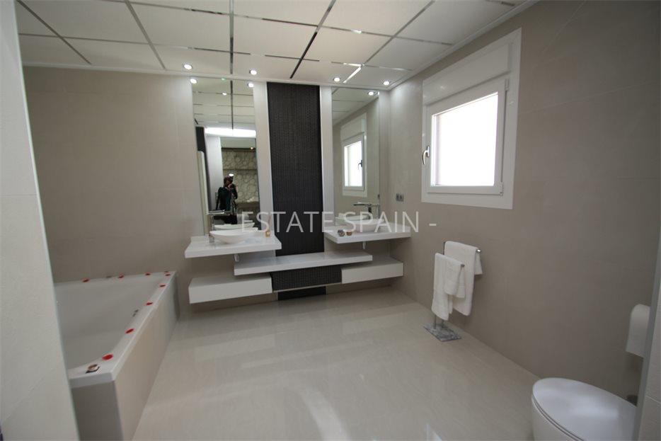 Вилла в Ла-Манга-дель-Мар-Менор 126 м2 №VL19429120FC  - Продажа - 19 large