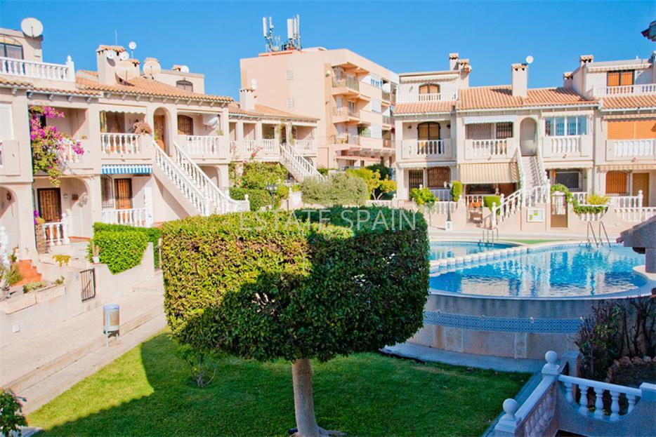 Бунгало в Торревьехе 40 м2 №TAU181316041  - Продажа - 1 large