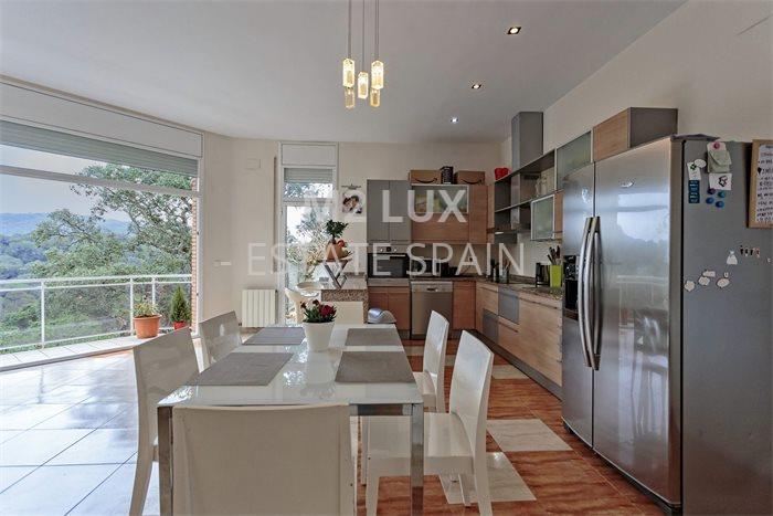 Апартаменты в Ллорет-де-Маре 170 м2 №VL233230BF50  - Продажа - 2 preview