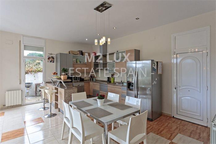 Апартаменты в Ллорет-де-Маре 170 м2 №VL233230BF50  - Продажа - 3 preview