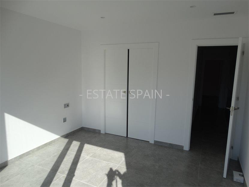 Таунхаус в Торре де ла Орададе 90 м2 №BL1953116818  - Продажа - 53 large