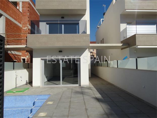 Таунхаус в Торре де ла Орададе 90 м2 №BL1953116818  - Продажа - 31 preview