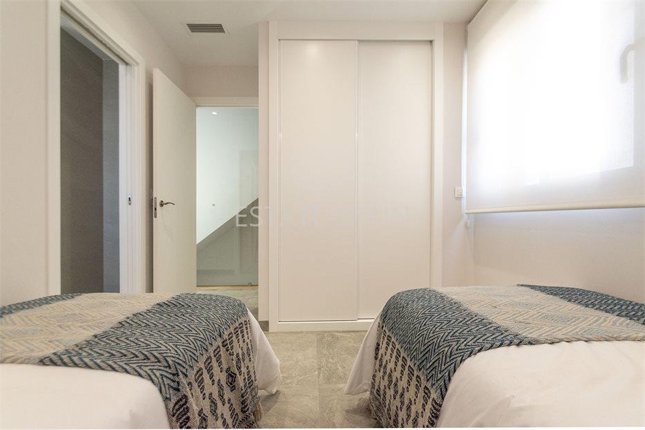 Вилла в Пилар-де-ла-Орадада 127 м2 №VL2510102252F  - Продажа - 42 large