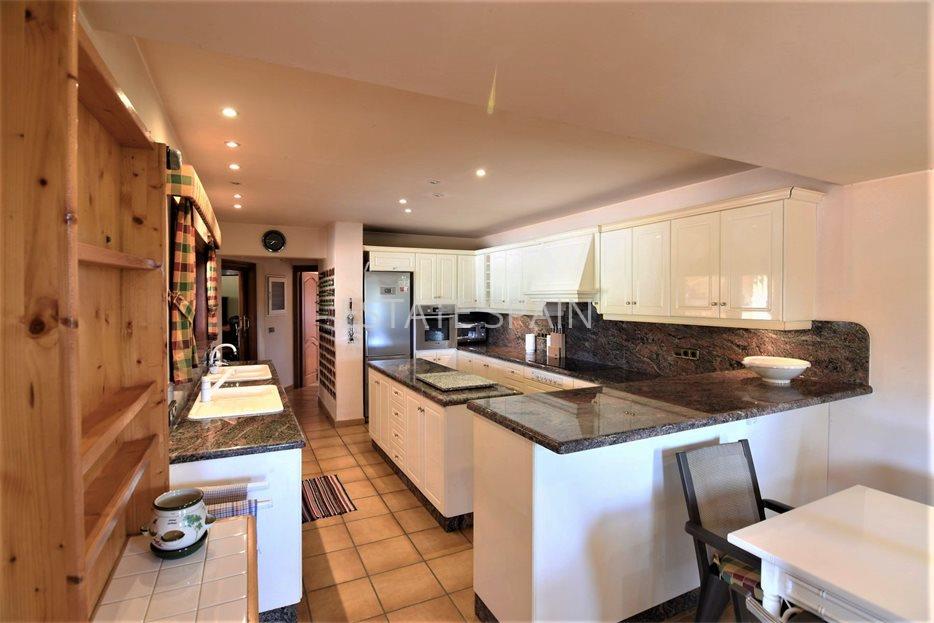 Дом в Бенисе 490 м2 №VL19753434B  - Продажа - 24 large