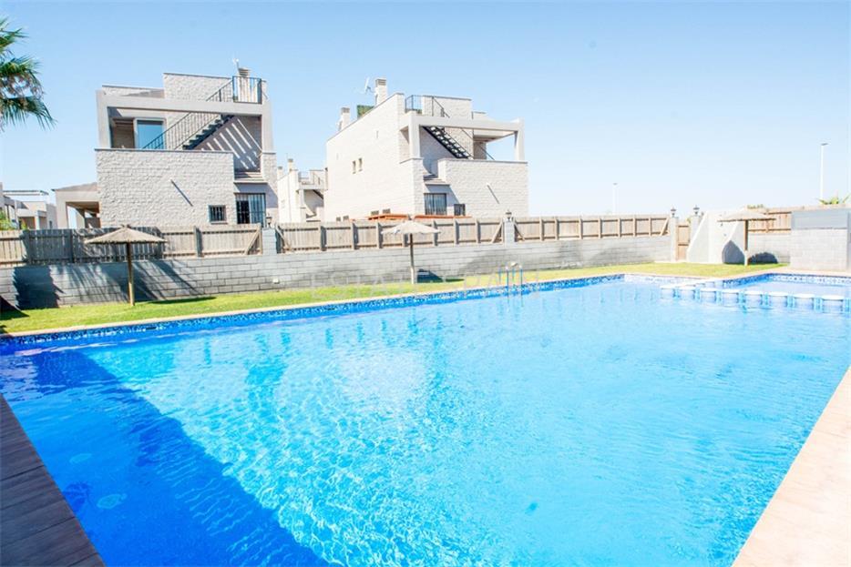 Таунхаус в Торревьехе 149 м2 №TAU18126CA07  - Продажа - 3 large