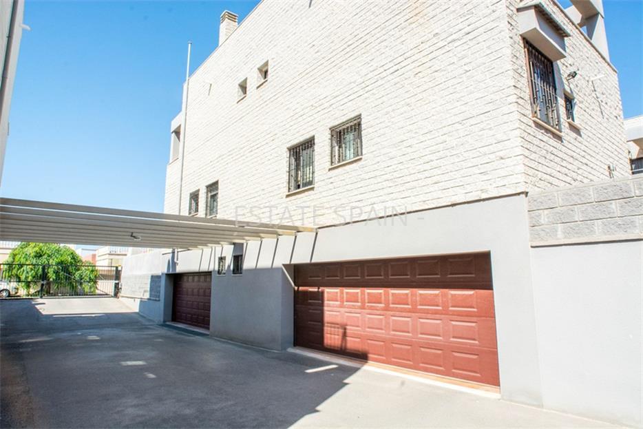 Таунхаус в Торревьехе 149 м2 №TAU18126CA07  - Продажа - 6 large