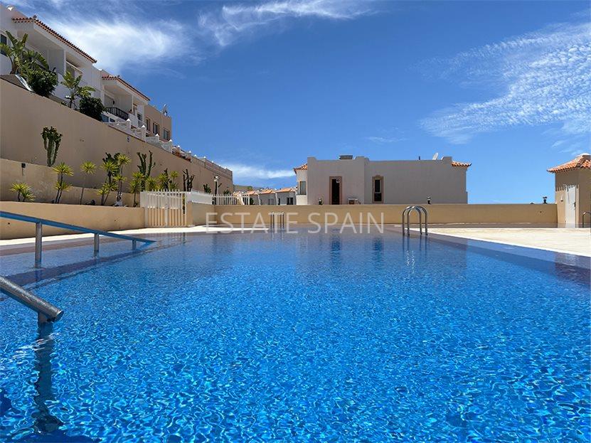 Таунхаус в Коста-Адехе 139 м2 №BL254308F394  - Продажа - 3 large