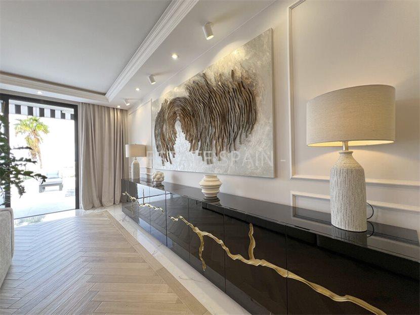 Вилла в Коста-Адехе 350 м2 №VL25121683076  - Продажа - 14 large