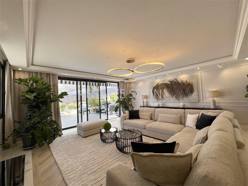 Вилла в Коста-Адехе 350 м2 №VL25121683076  - Продажа - 13 large