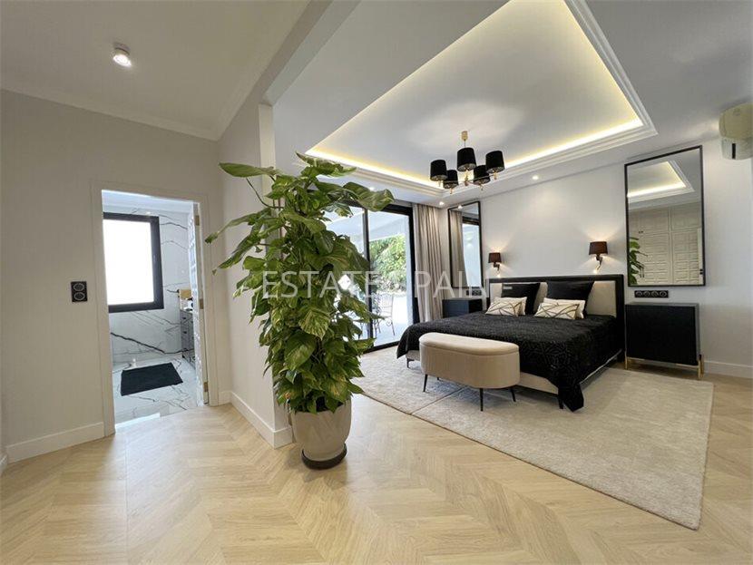 Вилла в Коста-Адехе 350 м2 №VL25121683076  - Продажа - 20 large