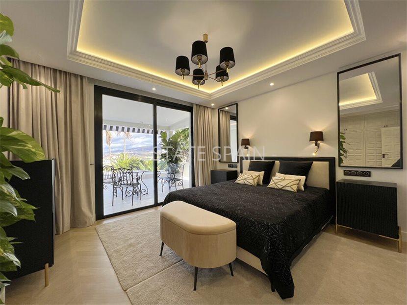 Вилла в Коста-Адехе 350 м2 №VL25121683076  - Продажа - 16 large