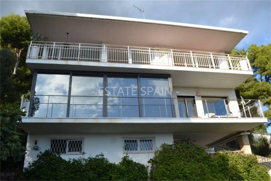 Вилла в Кастельдефельсе 330 м2 №VL2046C4B27  - Продажа - 1 large