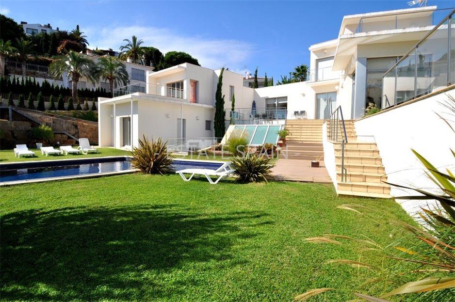 Вилла в Ллорет-де-Маре 280 м2 №VL1912183545  - Продажа - 29 large