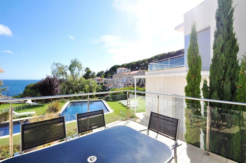 Вилла в Ллорет-де-Маре 280 м2 №VL1912183545  - Продажа - 33 large