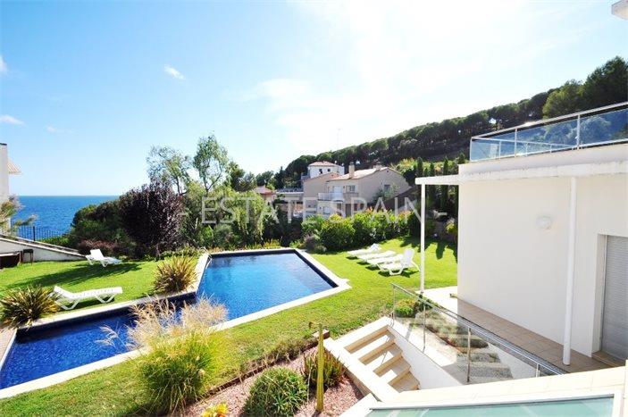 Вилла в Ллорет-де-Маре 280 м2 №VL1912183545  - Продажа - 34 preview