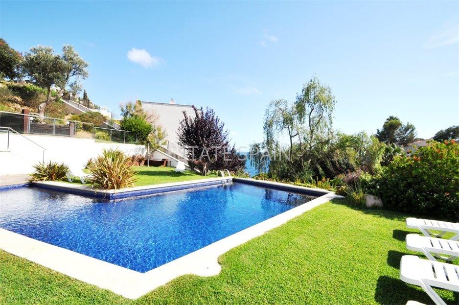 Вилла в Ллорет-де-Маре 280 м2 №VL1912183545  - Продажа - 25 large