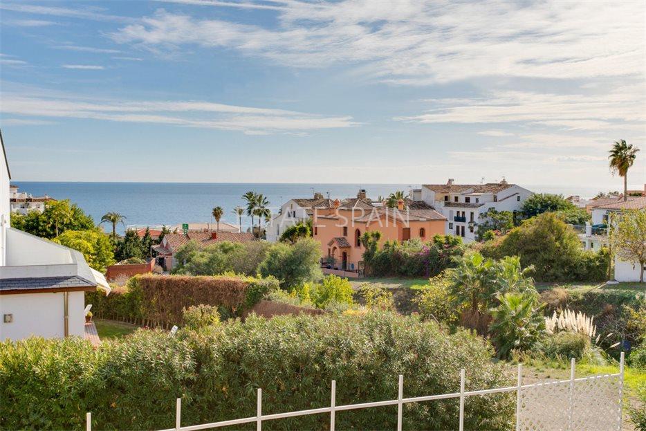 Особняк в Эстепоне 350 м2 №VL19112934ADA  - Продажа - 3 large