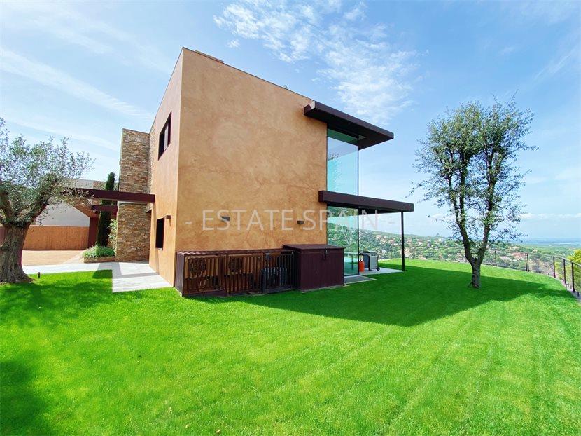 Вилла в Бегуре 329 м2 №VL211021A4C20  - Продажа - 1 large