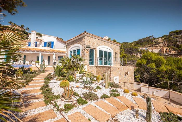 Вилла в Андрайч 464 м2 №VL23116C60D8  - Продажа - 4 preview