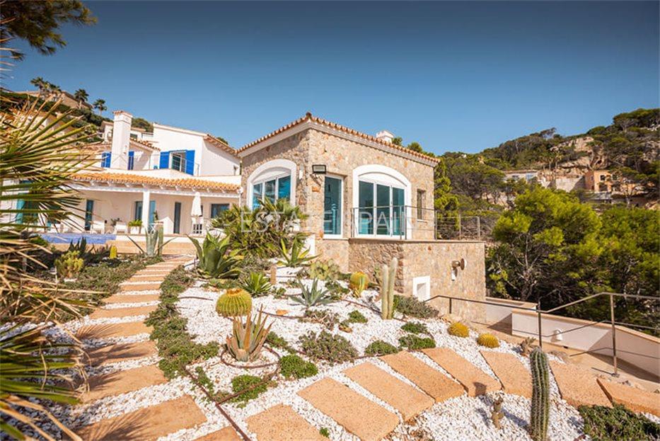 Вилла в Андрайч 464 м2 №VL23116C60D8  - Продажа - 4 large