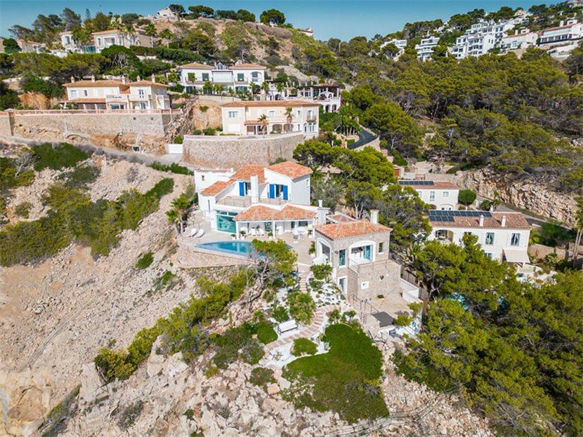 Вилла в Андрайч 464 м2 №VL23116C60D8  - Продажа - 21 large