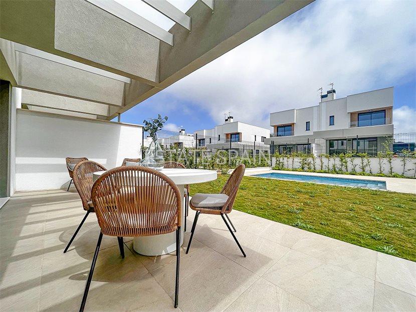 Вилла в Пальма-де-Майорка 174 м2 №VL25122E566B  - Продажа - 3 large