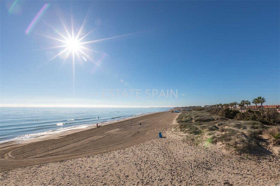 Бунгало в Пилар-де-ла-Орадада 102 м2 №BL2344AC81D  - Продажа - 19 large