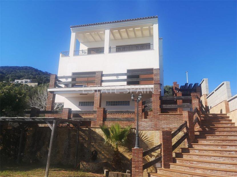 Вилла в Альхесирас 280 м2 №VL222173CA9C  - Продажа - 2 large