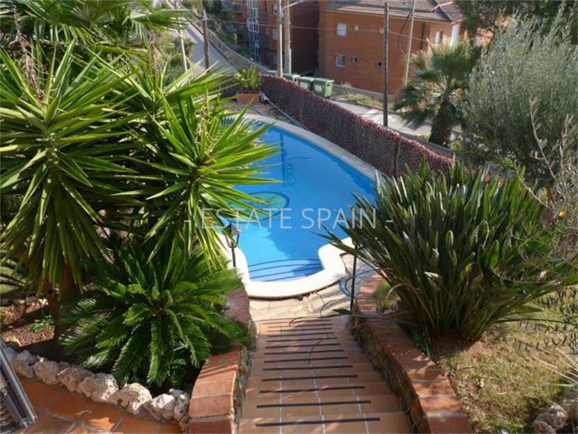 Шале в Санта-Сусанне 187 м2 №TAU18319CC4  - Продажа - 11 large