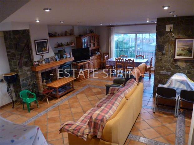 Шале в Санта-Сусанне 187 м2 №TAU18319CC4  - Продажа - 35 preview