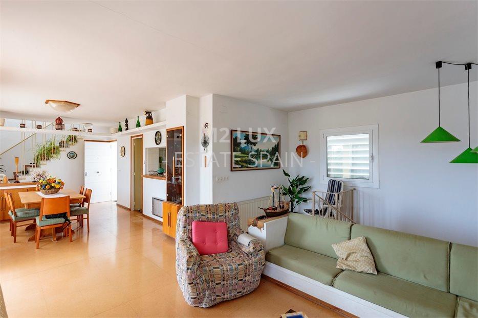 Дом в Плайя-де-Аро 310 м2 №VL20712886F0  - Продажа - 6 large